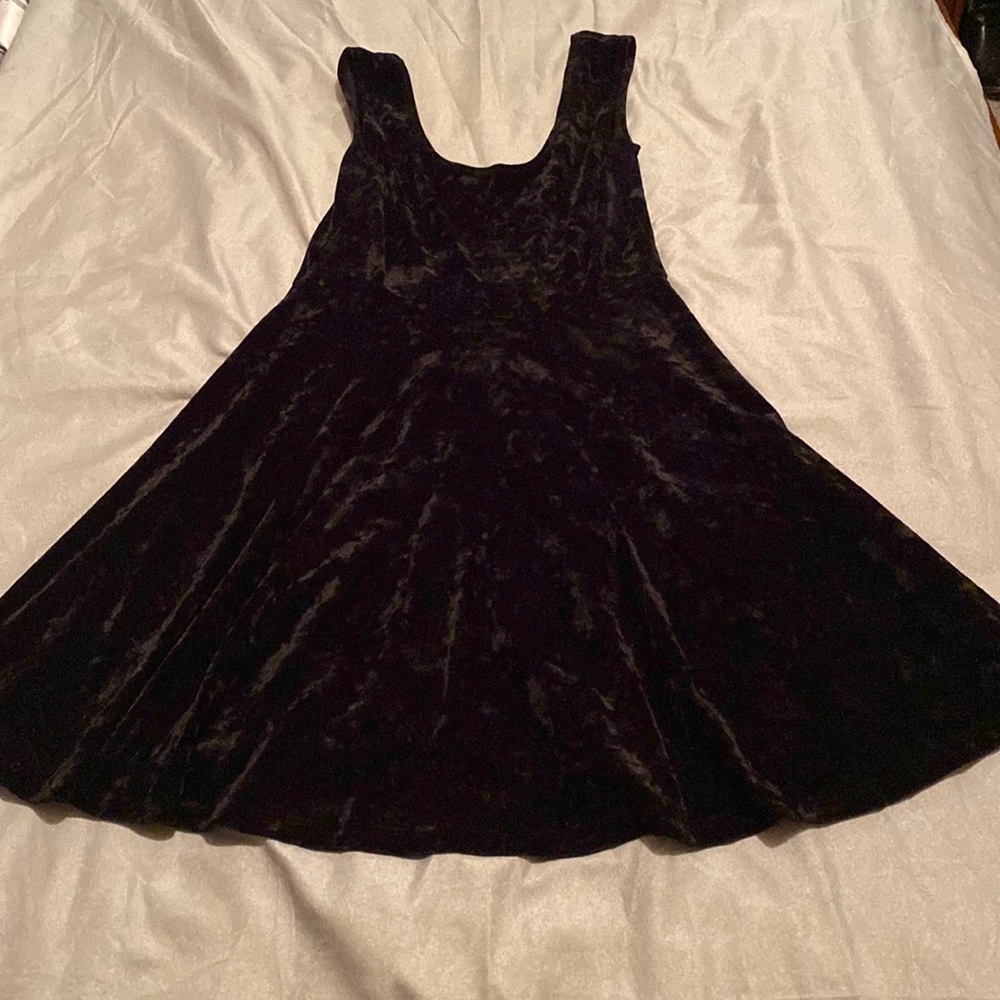 ⭐️5/$10⭐️Black Velvet Mini Dress